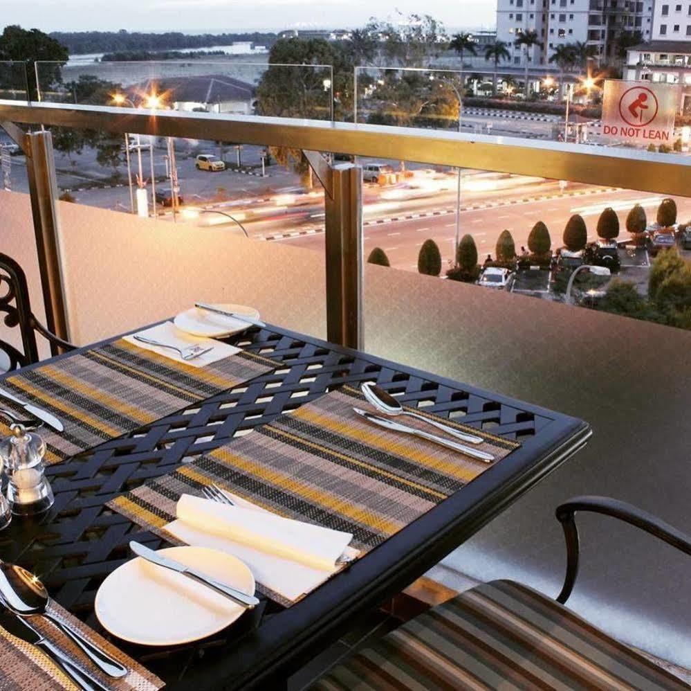Estadia Hotel Malacca Exteriör bild